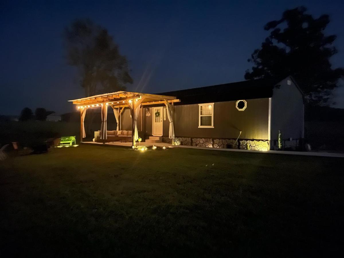 فيلا Little House By The Pond Oneida المظهر الخارجي الصورة
